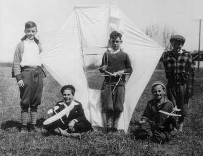 American Junior Kite Soaring Team from 1929 - Portland, Oregon