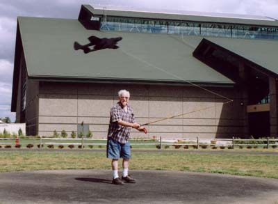 Frank Macy flying Whip-Power plane in 2004