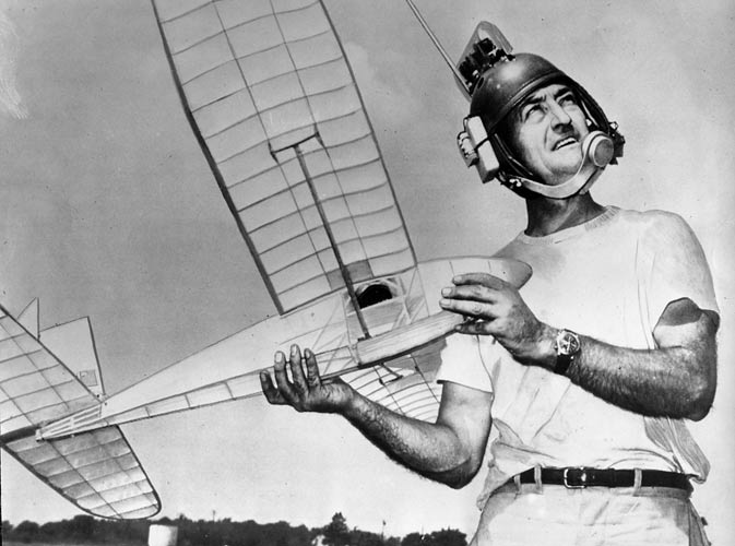 Jim Walker with experimental Glider